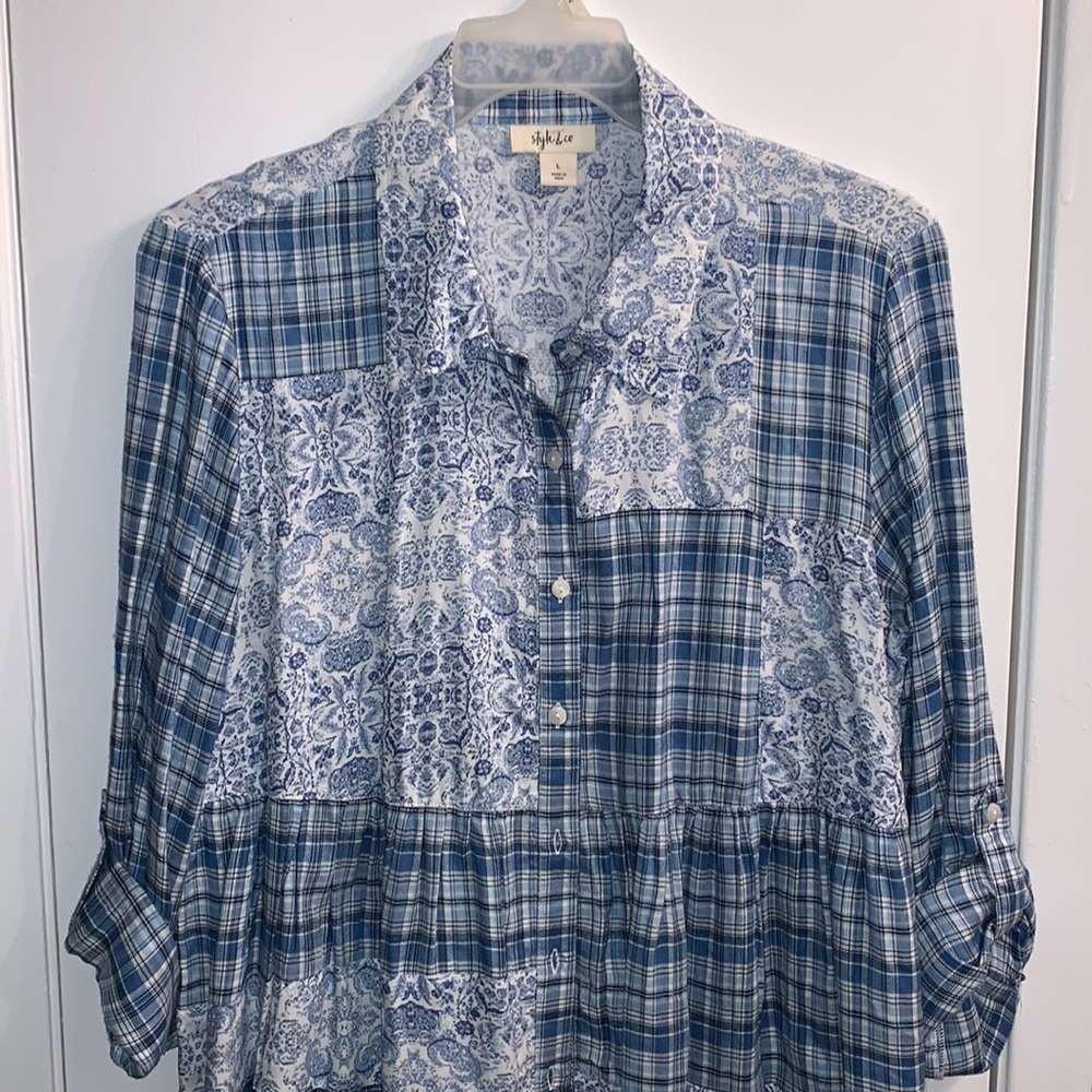 Style & Co Tunic Button Down - Picture 2 of 8